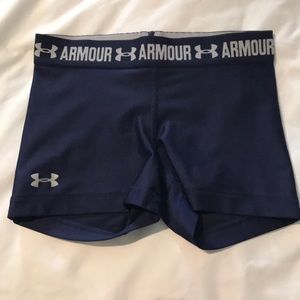 Under Armour women’s Heatgear 3” shorty size XS